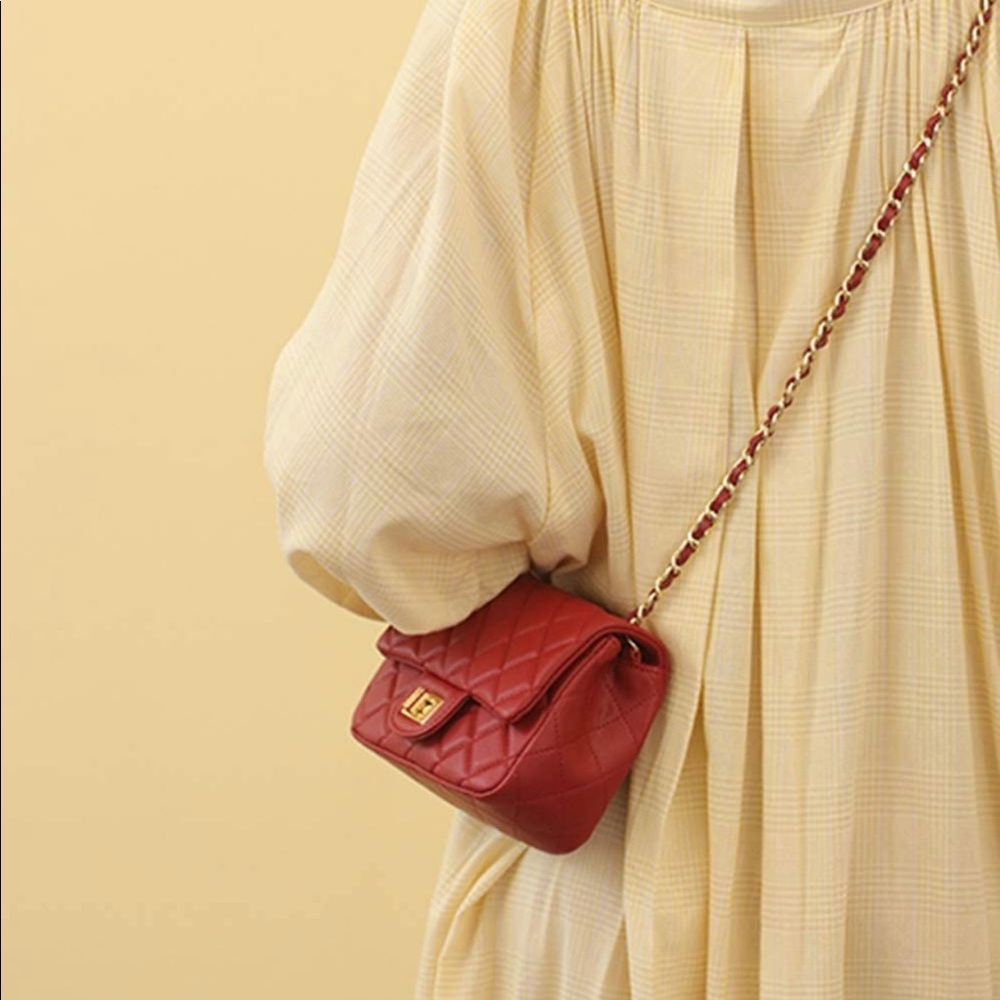 Red Crossbody Chain Strap